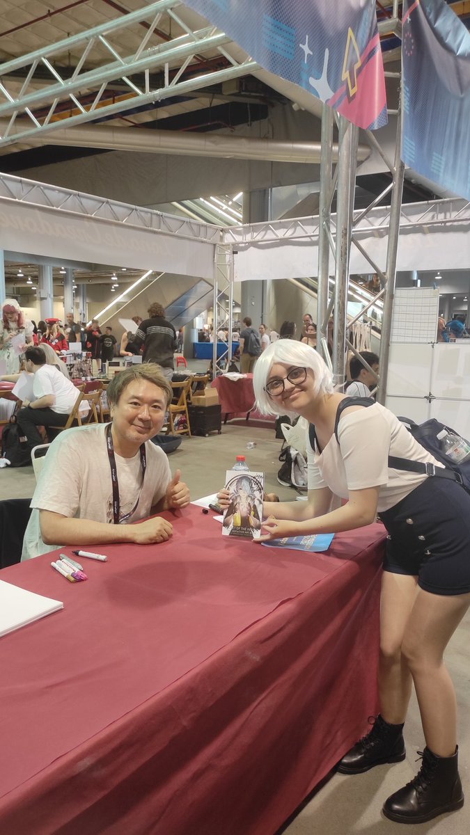 Vi_TimeKeeper's tweet image. Today was the best day of my life, a day I will never forget... ❤️
Thank you so much @Uchikoshi_Eng for being here this weekend and thank you for changing my life with your games! ❤️