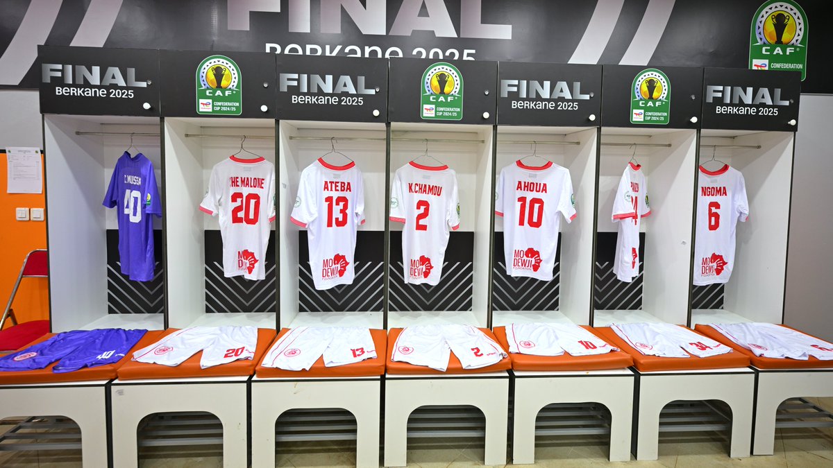 CAFCLCC's tweet photo. Inside the dressing rooms of the finalists. 📸

#TotalEnergiesCAFCC https://t.co/i6W3CnGldd