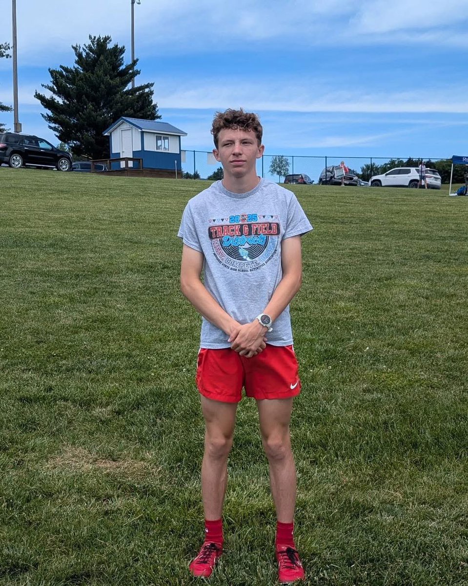 BethelJaden's tweet photo. Mason McDaniel places second in the mile run and advances to state competition in his second event of the day! https://t.co/9pspeZHvKd