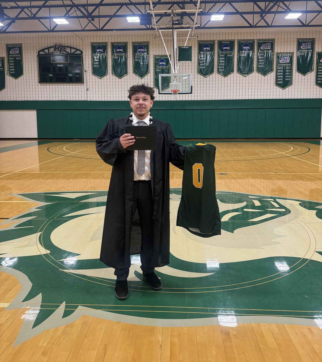 Class of 2025 College Graduate #KeukaCollege <a href="/KobeSchriver/">Kobe Jordan Schriver</a> 🏀💚🤍🎓