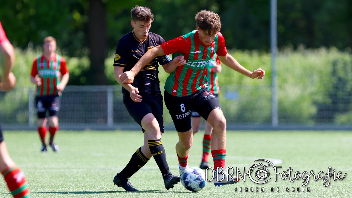 dbrnpuntnl's tweet photo. In opdracht van @RVoetbal/@KontaktMP vandaag aanwezig geweest bij de ⚽ wedstrijden:

@sv_meerkerk - @vvpeursum (2-2)📷
@vv_BRC - @vv_haaften (3-1)📷

Bekijk de overige foto's en het bijbehorende verslagen via: https://t.co/FJodradnIl

#DBRN #sportfotografie #DBRNFotografie https://t.co/fCZaLFFy6n