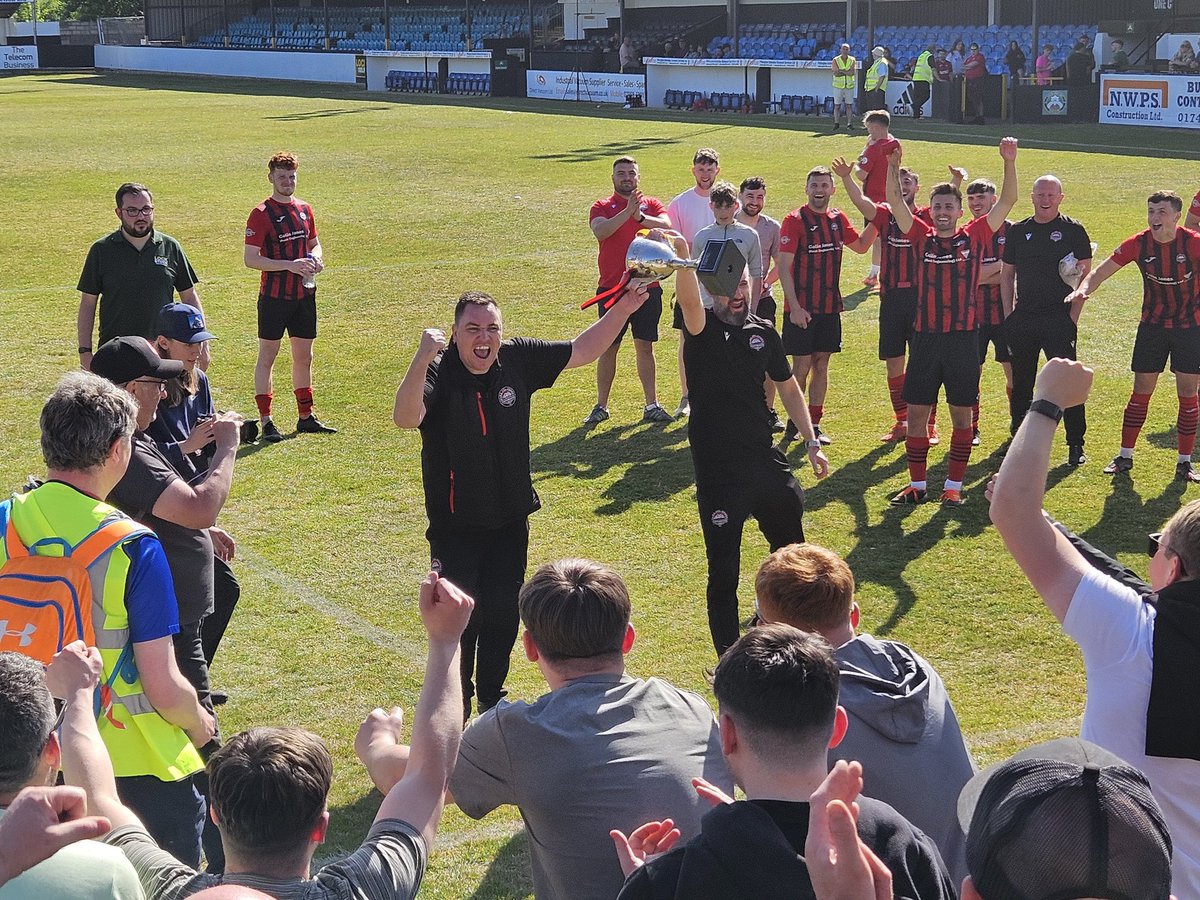 hazzalad tweet media