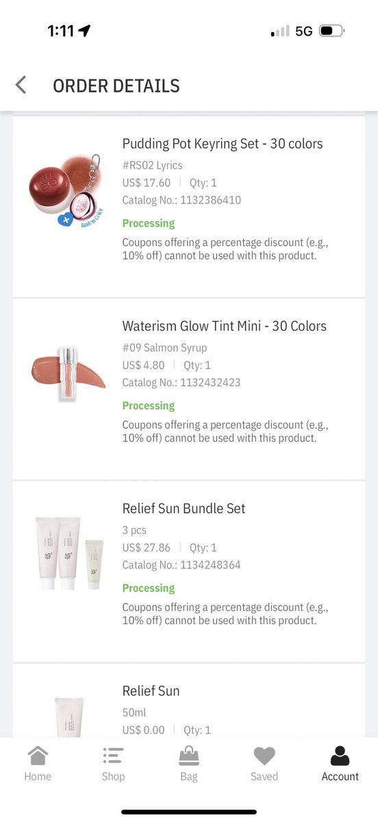 seap3arl's tweet image. Don’t buy food. Buy make up ❤️‍🔥