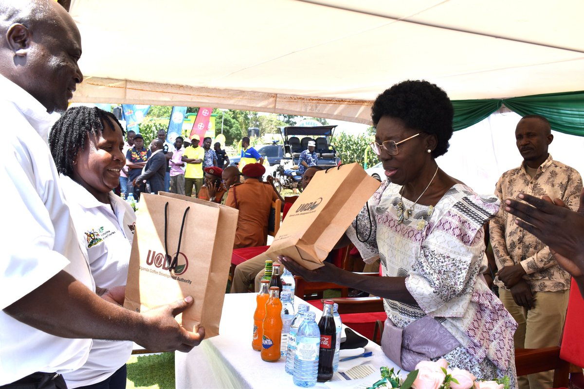 Coffee lovers, the National Agricultural Show gives you the opportunity to enjoy your favorite flavors as you learn from experts all the best practices in the agriculture sector, all courtesy of <a href="/CoffeeUganda/">MAAIF_Coffee Production & Development Dept</a> under <a href="/MAAIF_Uganda/">MAAIF 🇺🇬</a>

#AgricShow25