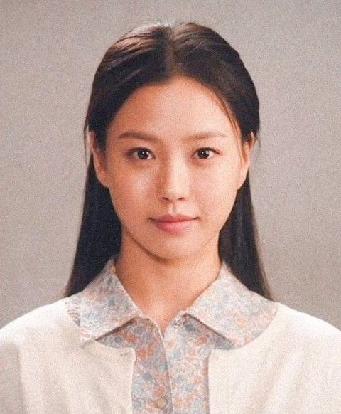 dohyunize's tweet photo. it has been exactly 45 years since the start of May 18 Gwangju Uprising.

In Youth of May, a melo-mance tv show inspired by the tragedy, as the chaos unfold, the youthful man Hwang Heetae married a strong-minded girl, Kim Myunghee, and lost her to the tragedy on the same day. https://t.co/NN6UiimPDj