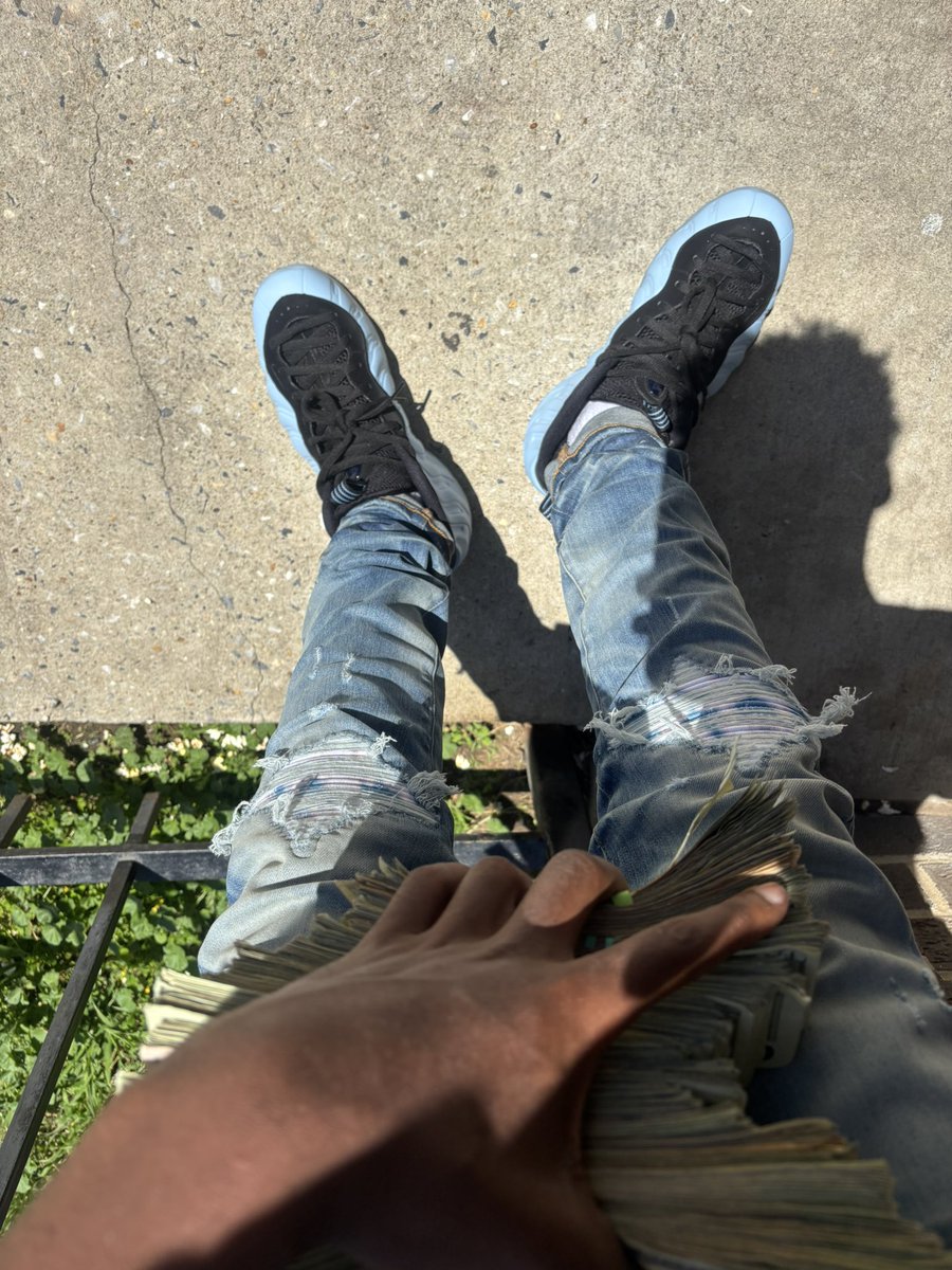 lultonioo1's tweet photo. I can drag everyday frfr💙 https://t.co/nVvBQdGGRt