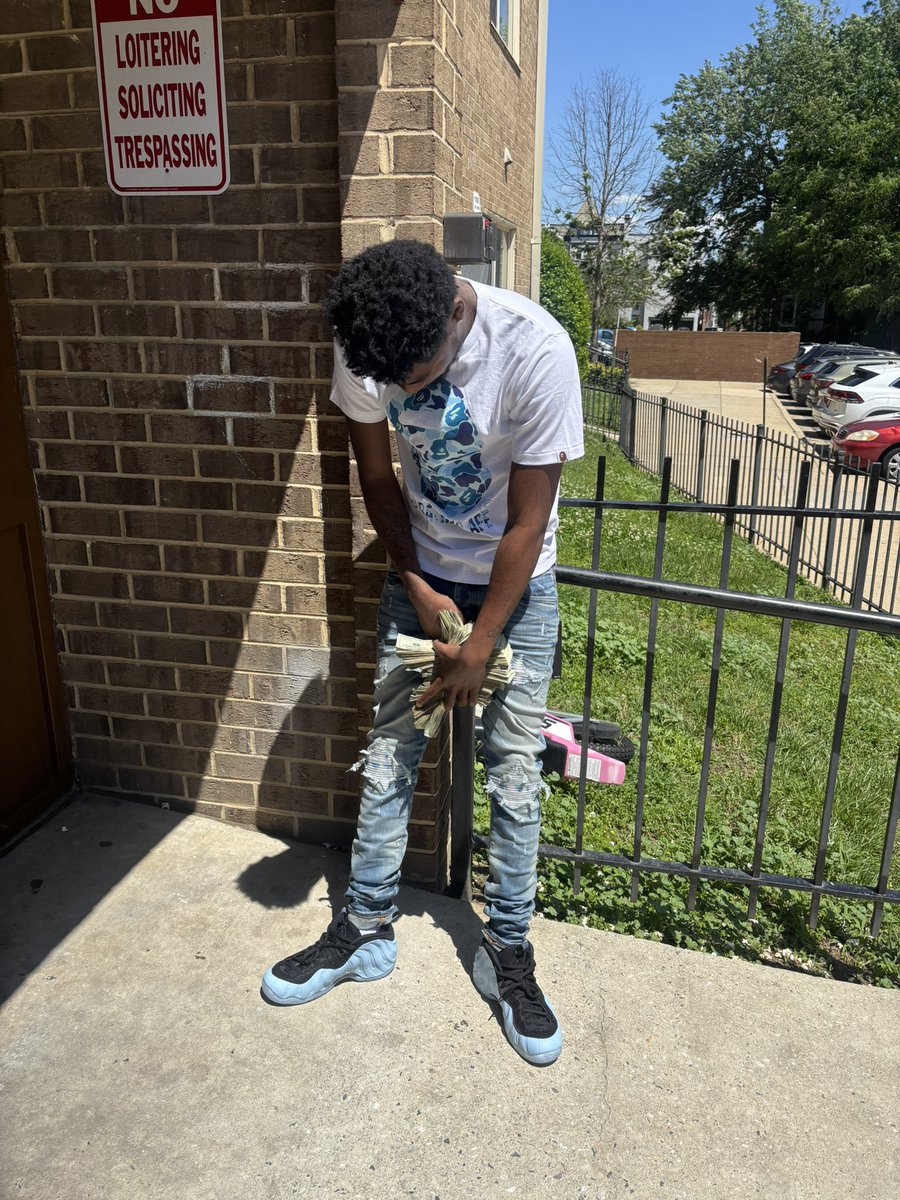 lultonioo1's tweet photo. I can drag everyday frfr💙 https://t.co/nVvBQdGGRt