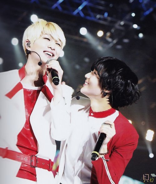 hourlyontae's tweet photo. #온유 #ONEW #TAEMIN #태민@SHINee @ONEW_GRIFFIN @TAEMIN_BPM https://t.co/F3UBlIK0vE