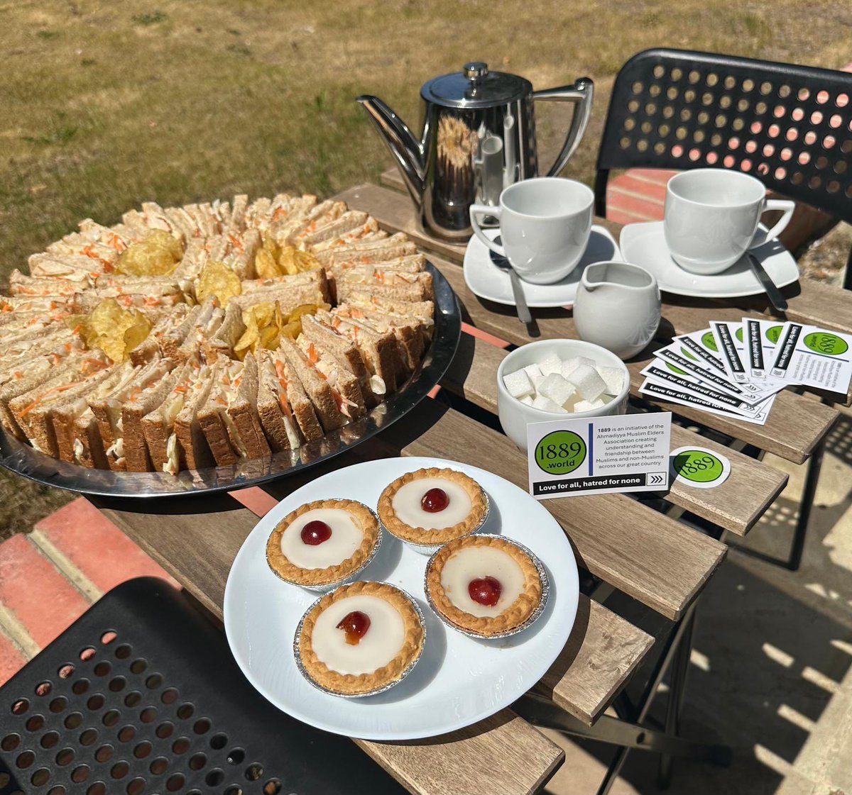 Why not consider an 1889 summer tea party for your neighbours - a great way to do tabligh! 1889 cards available from you Zaeem. 1889.world