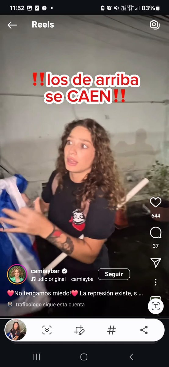 AnaMatildeGomez's tweet image. Ahora resulta que tampoco se pueden manifestar los ciudadanos en una acera con música, consignas y en la noche sin bloquear el paso a nadie? Estamos ya de hecho con garantías suspendidas o qué?