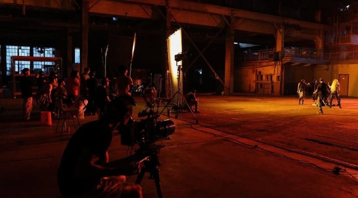 tiger_xin_news's tweet photo. Alexey Figurov(Director & Producer of the mv "Attention seeker") posted behind the scenes pictures on his Instagram account ~~
#XIN #엑신
#DEFENDMYSELF
#XIN3RDMINIALBUM
#XINCOMEBACK
#XINISBACK
#XINDEFENDMYSLEF
#XINBEBYENTERTAINMENT
#BEBYENTERTAINMENT https://t.co/FmE4sgMntC