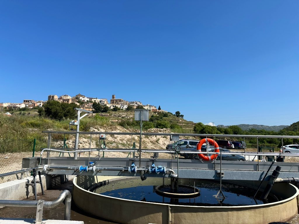 marcsolanes's tweet photo. Avui s'ha inaugurat la depuradora de #Cubells, la 12a de la #Noguera, reivindicada i treballada des de 2003! https://t.co/xyNkNcbab3