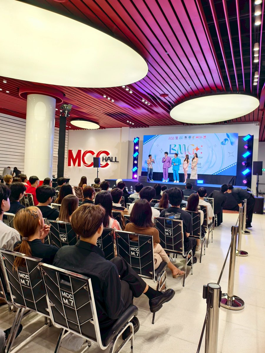 GybProject's tweet photo. ภาพบรรยากาศ mini concert
นักแสดง ซีรีส์วาย “อาการมันเป็นยังไหนบอกหมอ”
บอสตั้น ศุภเดช
คัท ธนวัฒน์
สโนว์ ไวท์
แพรพลอย ชลิดา
#อาการมันเป็นยังไหนบอกหมอ
#LotteryDoctor
#BMGproject
#BMGproject2025
#FlockIntoBeMyGangstar
#FlockInto
#bl
#เดอะมอลล์ไลฟ์สโตร์ #เดอะมอลล์ไลฟ์สโตร์บางแค https://t.co/1c7FJ6xevp
