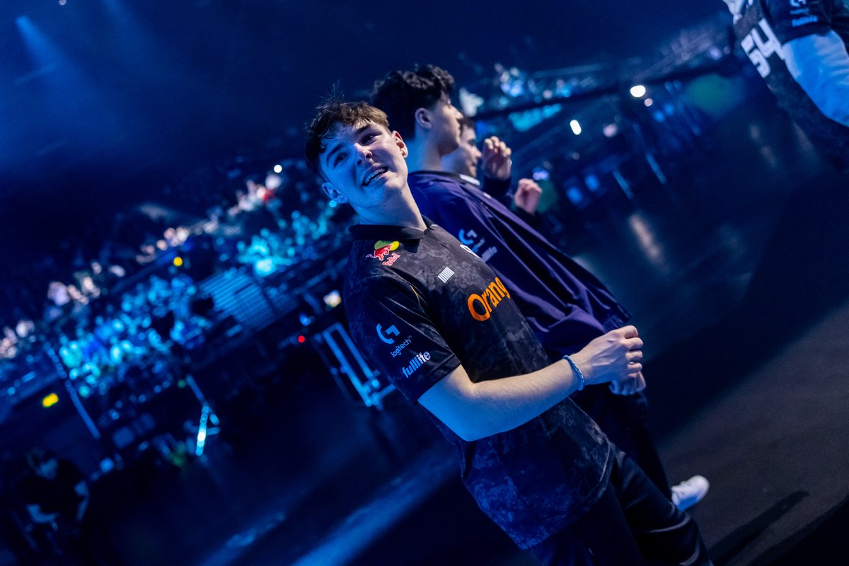 RLEsports's tweet photo. 📊 @gentlemates have never beaten @KarmineCorp online in RLCS (0-6)

Could today be the day? https://t.co/WBF97oEVSE