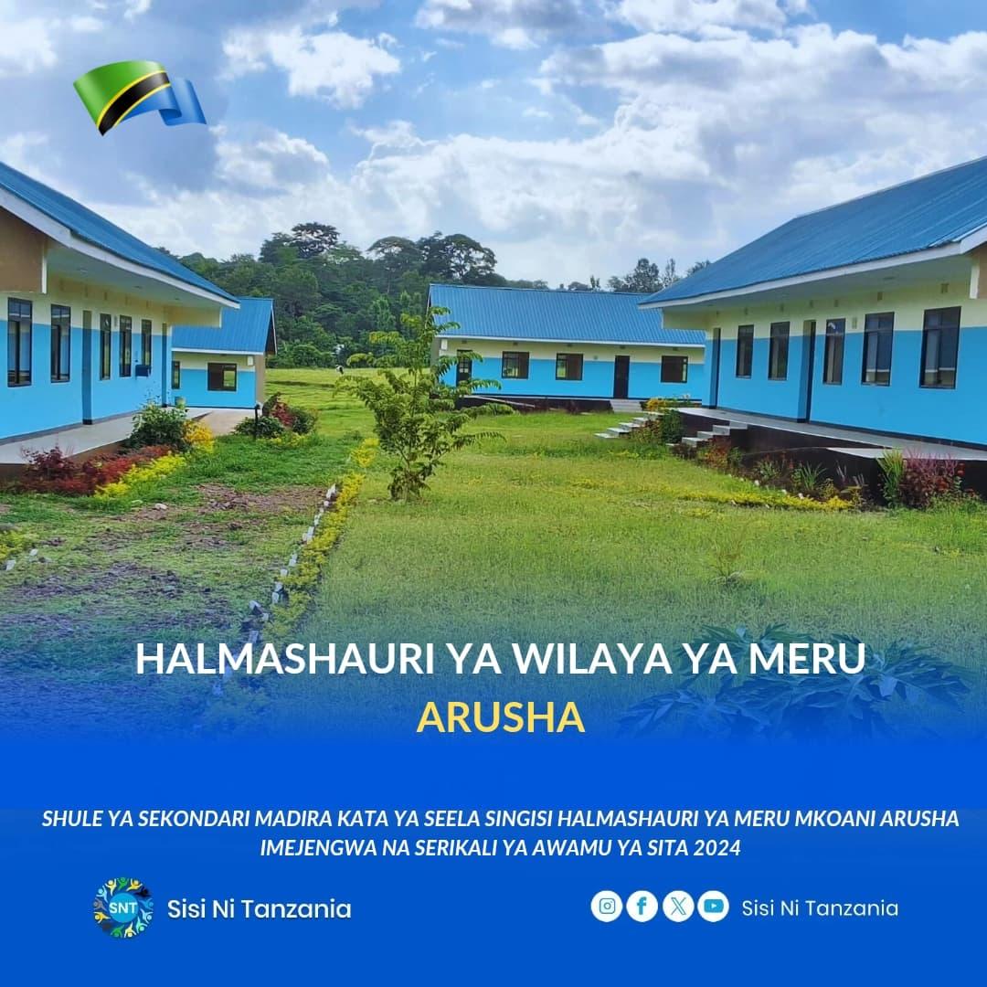 sudoshank's tweet photo. @millardayo Kupiga kura ni mwanzo wa kulijenga taifa, kuacha kupiga  kura ni kulibomoa taifa, hivyo tulijenge taifa na tujitokeze kwa wingi kupiga kura tumchague kuongozi sahihi kama mama Samia Suluhu hassani. Mmwaaa kiongoz wangu mzuri na mchapakazi https://t.co/BdqEAxmQEI