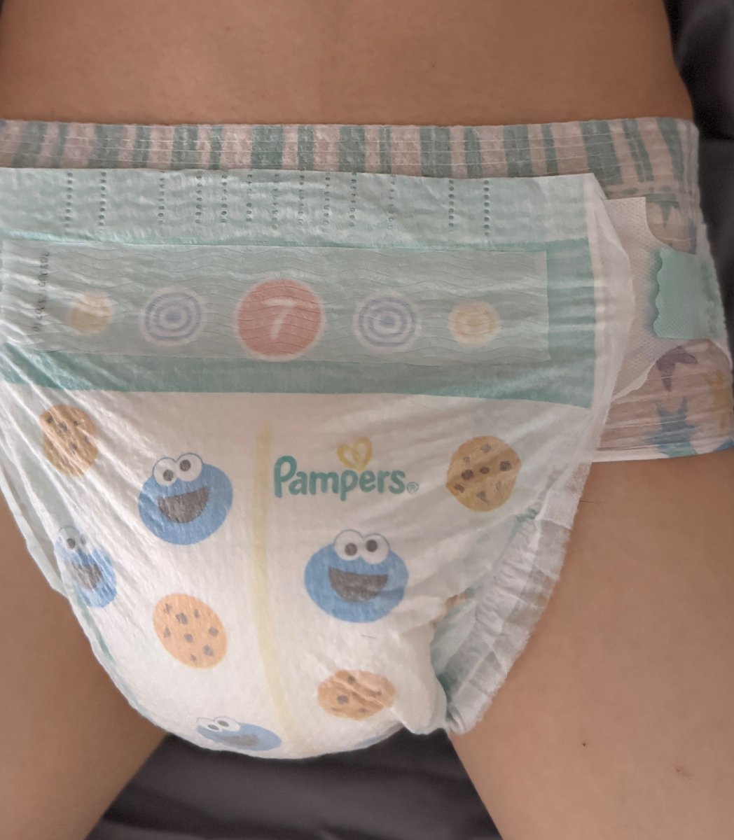 Eeveepee1's tweet photo. My pampers tell me I’m dry! Oh… 
#abdl https://t.co/mm2nwaWl3m