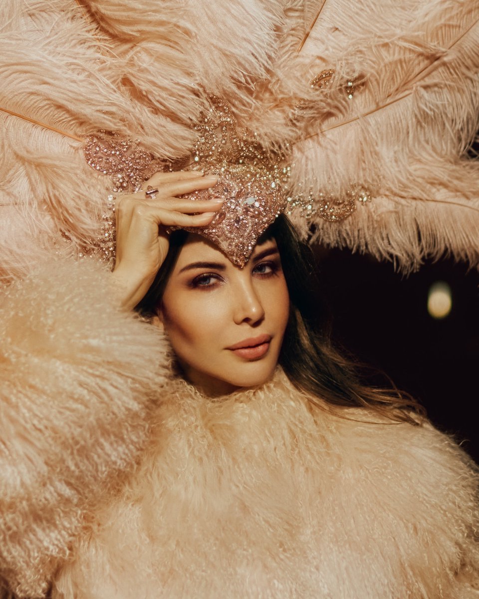 This year I celebrated more than just a birthday. 🎂
I was surrounded by my family, my friends, my incredible team and all of YOU who showed so much love for #WaranaEh on the very same day. 1️⃣
You make my world brighter and I’m so thankful to have you as part of my journey. 💫