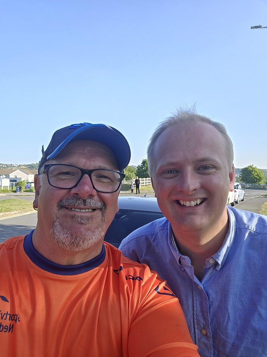 CarlWorrall's tweet image. Today I had the pleasure of having @BenMLake with me around #Penparcau 

We seen a lot and also had a good catch-up with residents 

Thank you Ben 👍