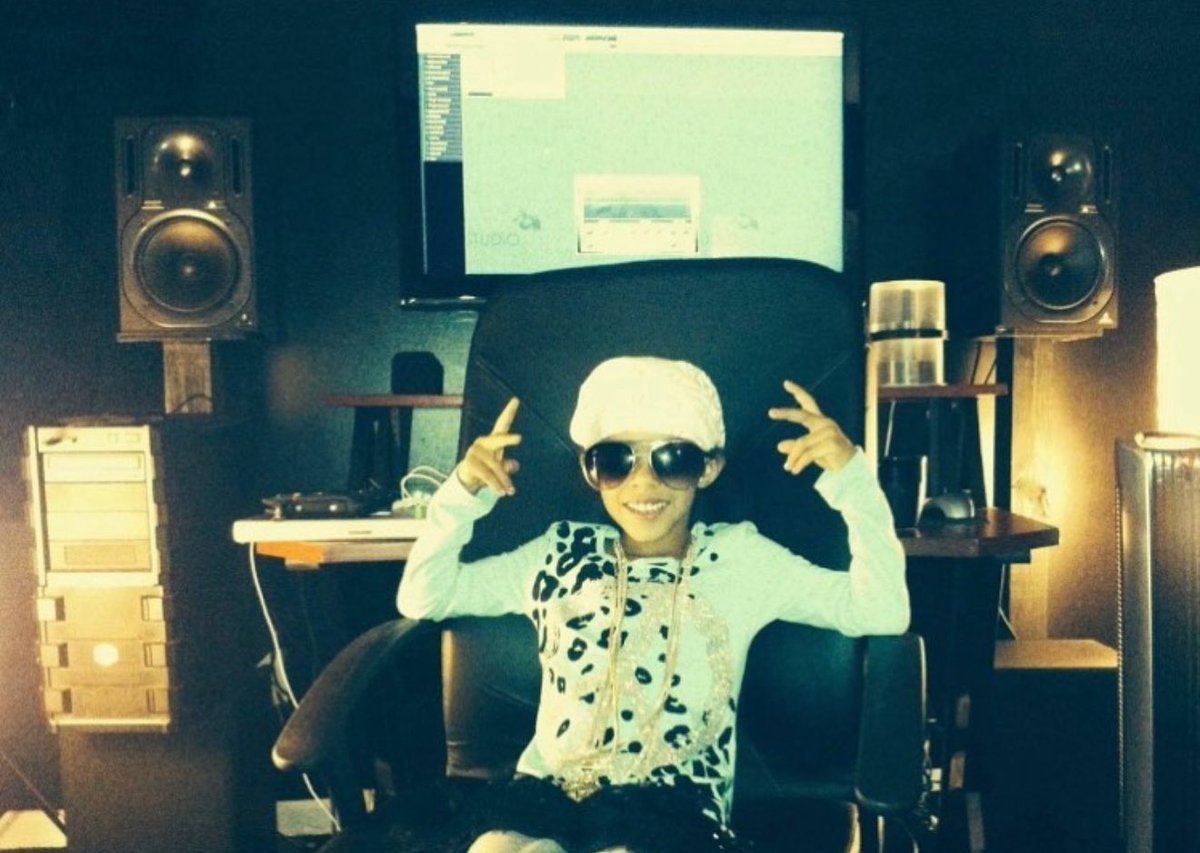 chanelli tweet media