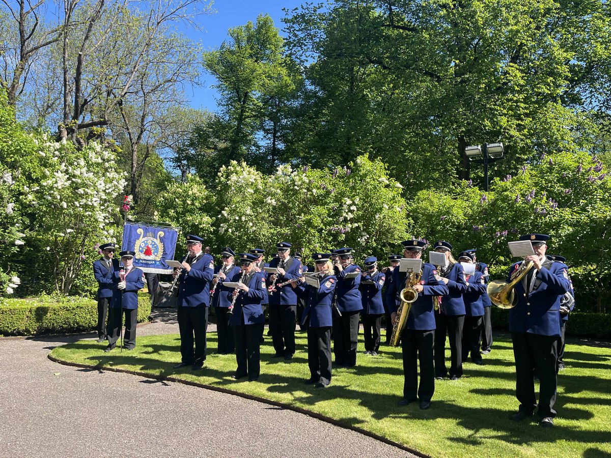 Gratulerer med dagen! 🎈🇳🇴