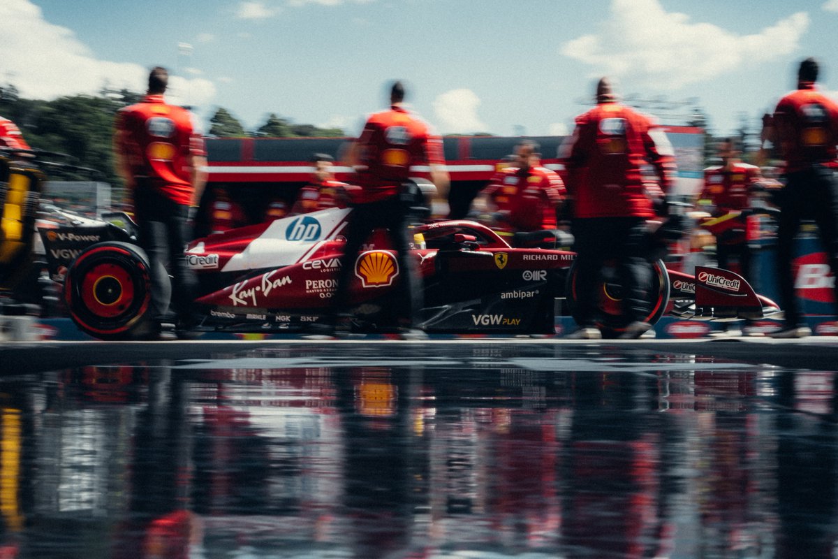 ScuderiaFerrari's tweet photo. Quali Day snaps  🇮🇹 https://t.co/tixap11RVQ