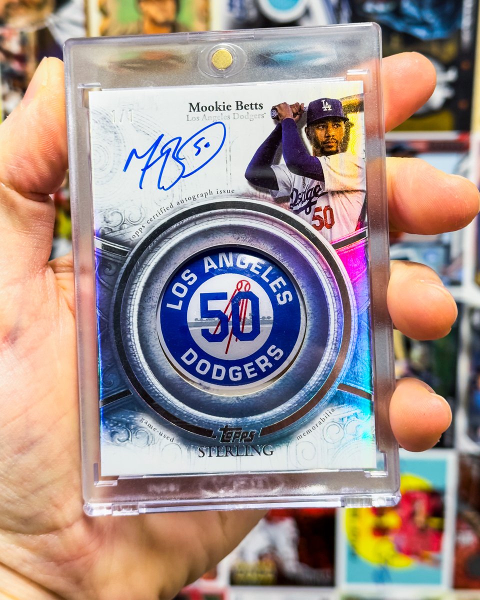 Topps's tweet image. Mookie Betts 1/1 game-used bat knob autograph...

Coming soon in 2025 Topps Sterling.