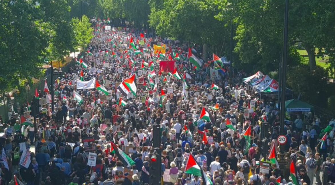 A quarter of a million marched in London alone today! 🇵🇸