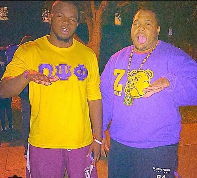 Coach_HugginsII's tweet image. My brotha. My best friend. Never would’ve thought yesterday would be the last day hearing your voice and seeing his face.

I can honestly say he changed my life. We challenged each other to be better every day, sharpening our irons. 

Love you, Brody! Til we meet again.