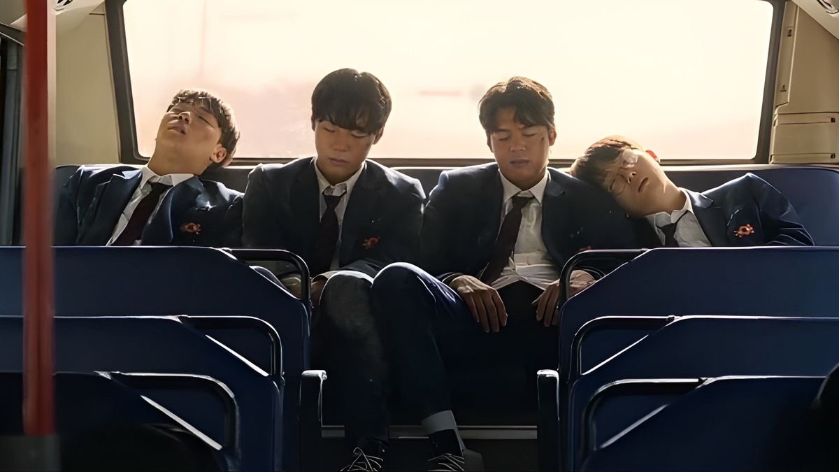 These 4 represent a complete human force:
1-Mind – Sieun: The strategist, intelligence and logic
2-Heart – Juntae: The empath, emotional intelligence and compassion
3-Body – Baku: The fighter, physical strength and instinct
4-Soul – Hyuntak: The anchor, loyalty and stability