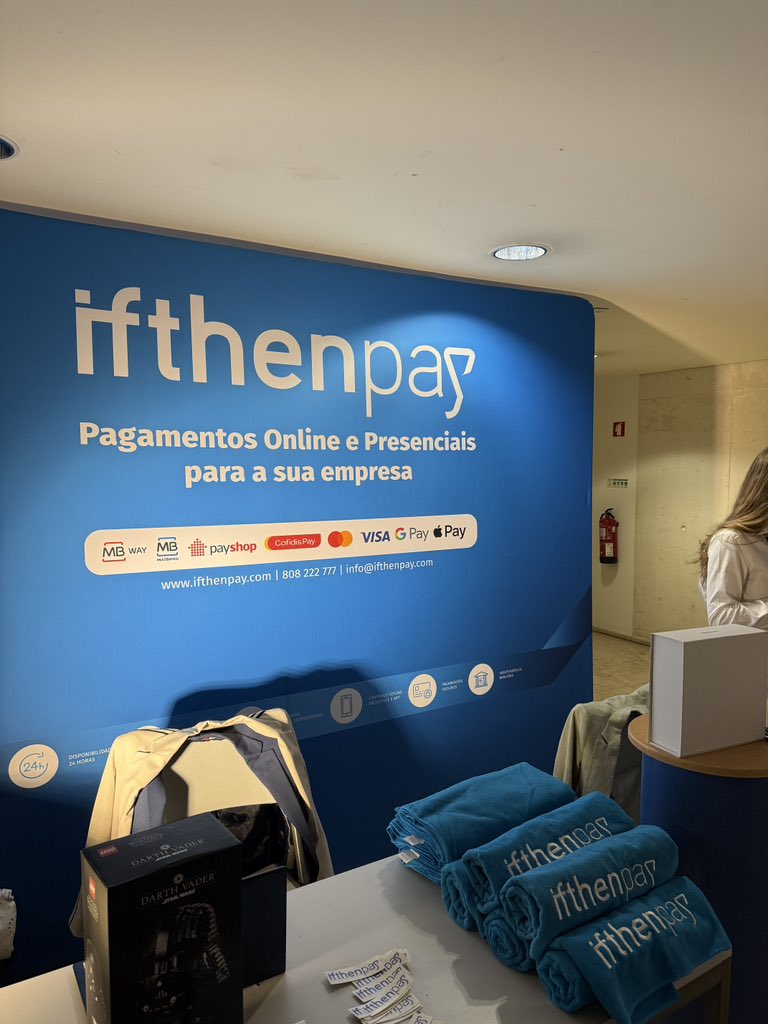 xam_aslam's tweet photo. @ifthenpay #ifthenpay #WCLisboa https://t.co/jcbTPM0mO4