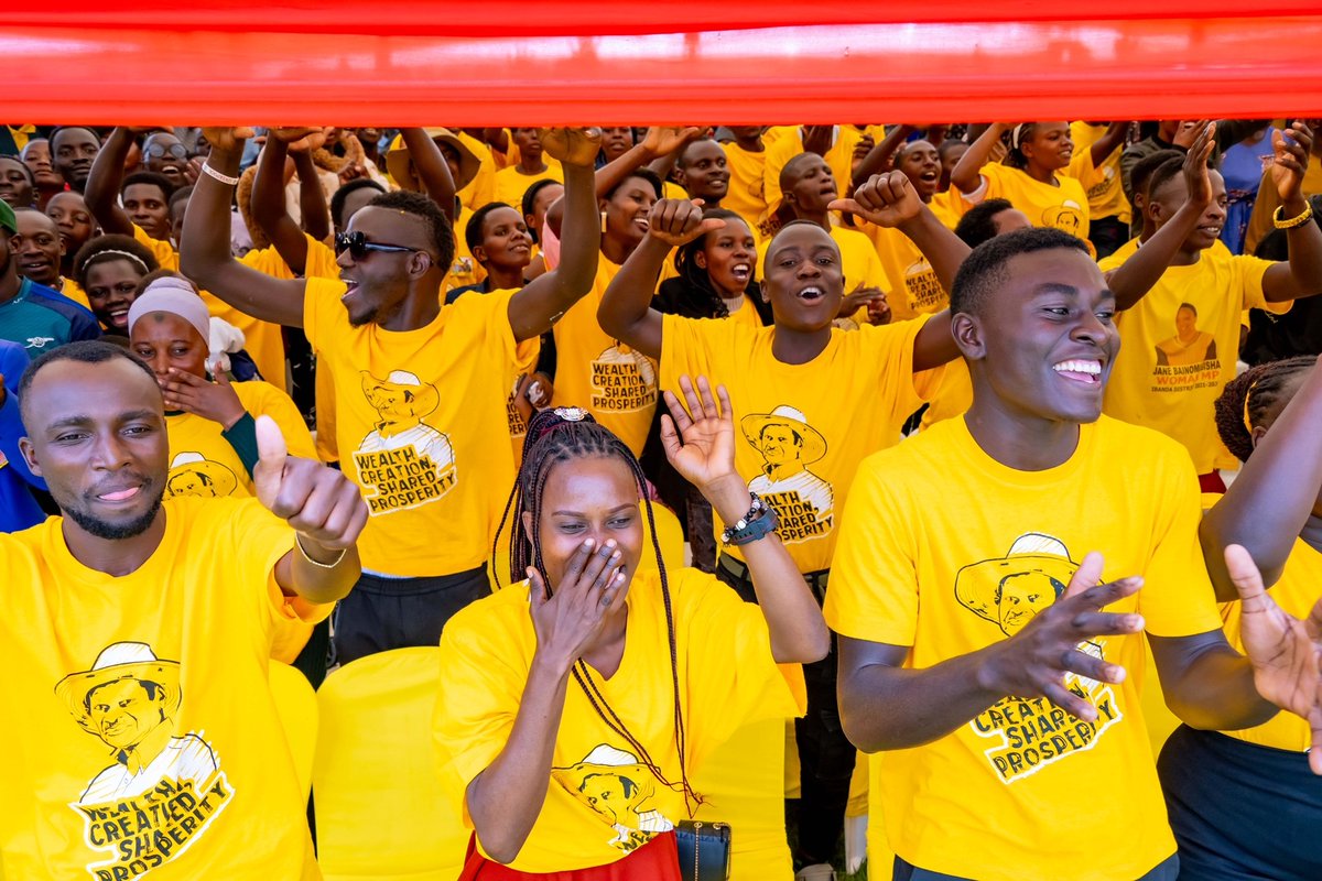StateHouseUg's tweet photo. President @KagutaMuseveni and First Lady @JanetMuseveni today launched the Presidential @IndustrialHubs in Kijwiga, Mwenge—empowering youth with practical skills for jobs and entrepreneurship. https://t.co/5Z2Az8Vgzv