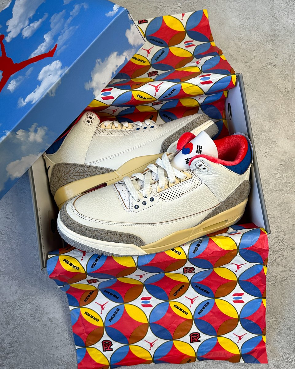 SneakerAlert tweet media