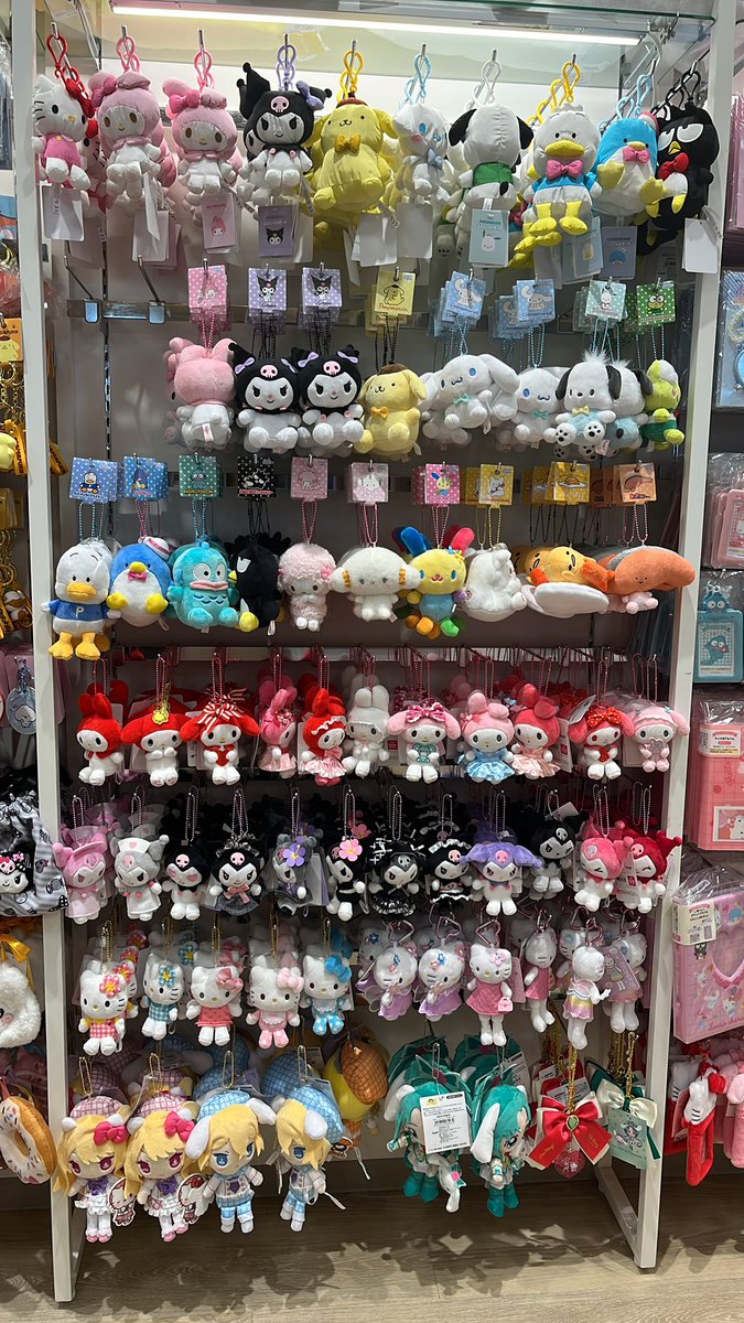 yunjiyah's tweet photo. Haii aku buka jastip jepang sampe indo tgl 28 mei yaaa ada sanrio miffy chiikawa dan printilan lainnya. Foto selengkapnya aku drop dibawah! https://t.co/iePcXCl5mU
