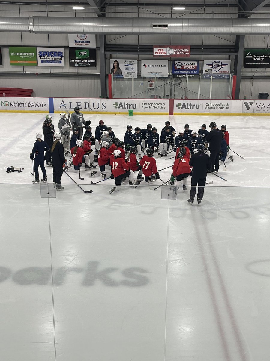 Small area games for our 2010/11 girls.  Lots of hard work and development out there!  <a href="/usahockey/">USA Hockey</a> <a href="/USAHockeyCoach/">USA Hockey Coaches</a> #takeresponsibilityforyourdevelopment