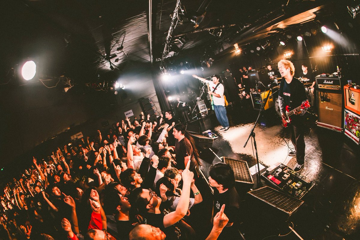 dbx_official's tweet photo. 2025.5.17(日)
LAGWAGON 
"LET'S TALK ABOUT JAPAN 2025"
@吉祥寺 CLUB SEATA

ありがとうございました！

photo by @naoto_iwabuchi_

#LAGWAGON
#dustbox
#ICEGRILL$ https://t.co/IQyEixI1gZ