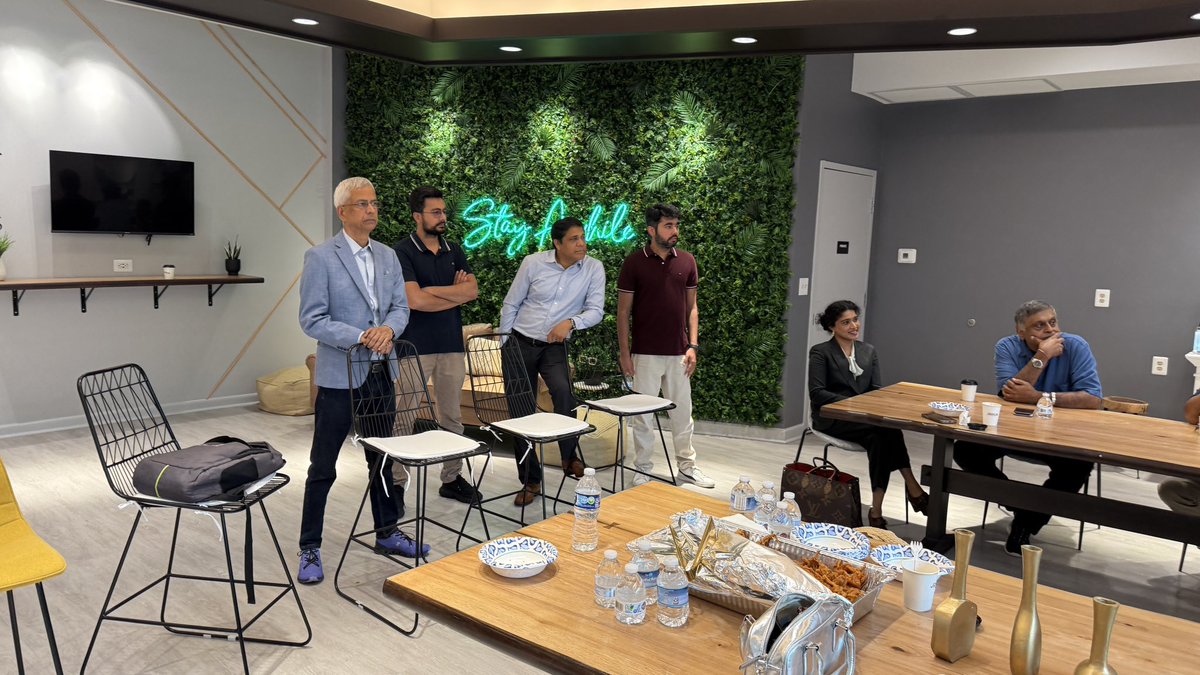 mansoorqureshie's tweet photo. Great seeing so many inspiring leaders at the South Asian Business Council of VA event! One connection can spark success. Thanks to @HenryForVA, Anna Sudha, Jamun Ice Cream, and Dulles Town Center for the support. Letโs keep empowering our community! #SABCVa #SouthAsianLeadership @asim7036188288 @Junaid4VA