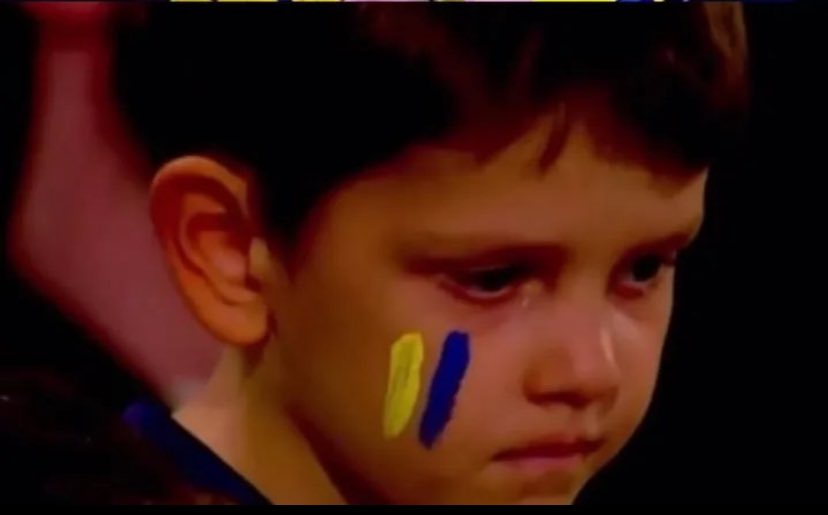 Bu kabustan elbet uyanacağız.