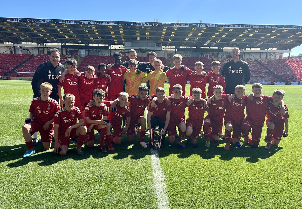 🏆 CAS Cup U13 2024/25 Champions Aberdeen FC! 🏆
Well done boys! COYR! 🔴⚪️🔴⚪️