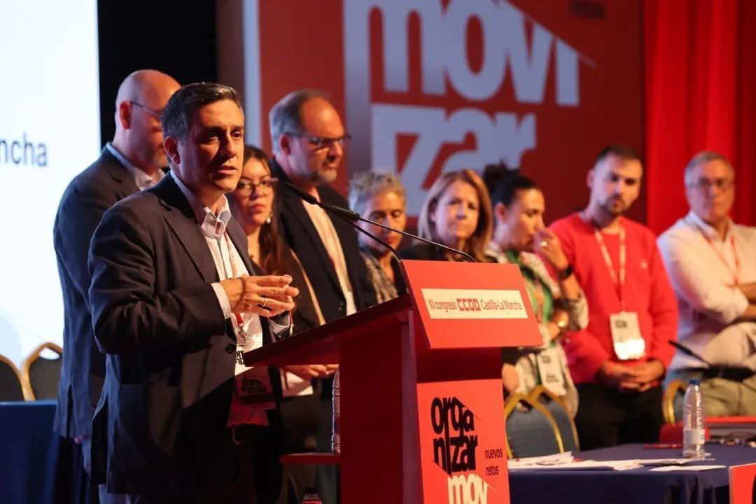 MrJortega's tweet photo. Es un honor y una gran responsabilidad asumir la secretaría general de @CCOOclm tras el 11 Congreso. La nueva ejecutiva afrontaremos con la misma lucha los retos q tiene el sindicato. Con nuestros referentes siempre y desde la firmeza de nuestras convicciones. https://t.co/3qFoMb9Zxo