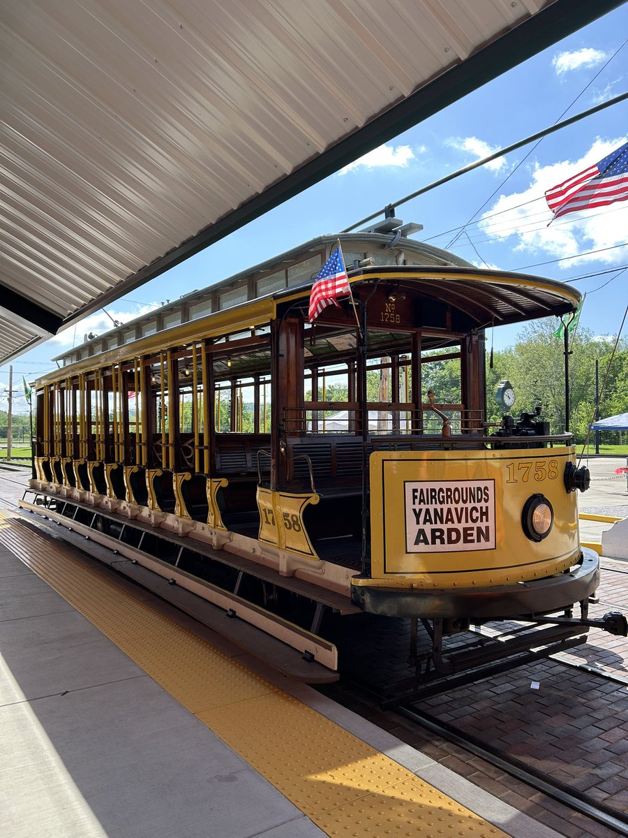 We’re celebrating transit today until 4 PM! Hop on a trolley to experience the history of public transportation and learn how it’s used in Washington County today at our table! Thank you to the <a href="/PATrolleyMuseum/">Pennsylvania Trolley Museum</a> for hosting us at the Street Fair! 🎉 🚋
