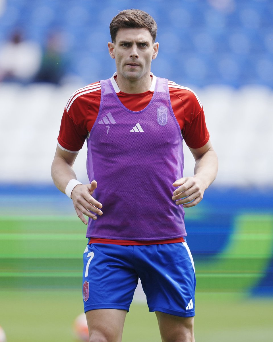 La Gran Jugada (@lagranjugadacsr) on Twitter photo 🔛⏱️ ¡Arranca el partido! ⚽️
🔵⚪️ Deportivo
🆚
🔴⚪️ <a href="/GranadaCF/">Granada CF ❤️⚪️</a>
🎙️ <a href="/jeroalonso/">Jerónimo Alonso</a>
🗣️ <a href="/Calleti_Antonio/">Antonio Callejón</a>
🗣️ Juan Peña Varela
#DéporGranada
#LaLigaHypermotion
📻 <a href="/RAInformacion/">Radio Andalucía Información</a>
🌐 csur.red/cBor50TncyQ
📱 App 🔛⏱️ ¡Arranca el partido! ⚽️
🔵⚪️ Deportivo
🆚
🔴⚪️ <a href="/GranadaCF/">Granada CF ❤️⚪️</a>
🎙️ <a href="/jeroalonso/">Jerónimo Alonso</a>
🗣️ <a href="/Calleti_Antonio/">Antonio Callejón</a>
🗣️ Juan Peña Varela
#DéporGranada
#LaLigaHypermotion
📻 <a href="/RAInformacion/">Radio Andalucía Información</a>
🌐 csur.red/cBor50TncyQ
📱 App