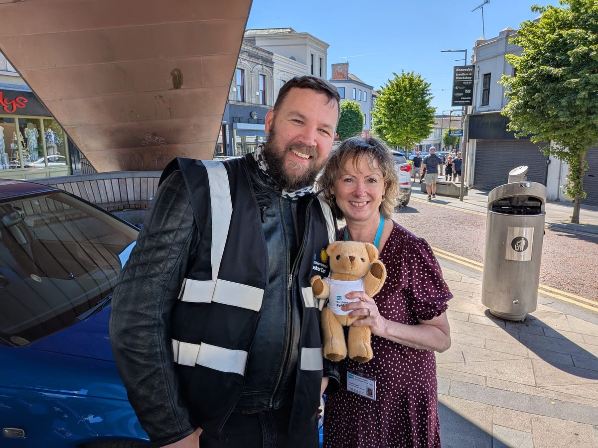 HSCAdopt_Foster's tweet photo. 🏍 FOSTERING 400 BIKER TOUR 🏍
@Mayor_MEA William MCaughey came out to support HSC NI Foster Care during our biker tour when they stopped in Ballymena. Thanks to everyone who came along to chat to the bikers &amp; our fostering team.😊
#FCF25 #CouldYouFoster #HSCNIFosterCare
@mea_bc https://t.co/KghF7Gmoz1