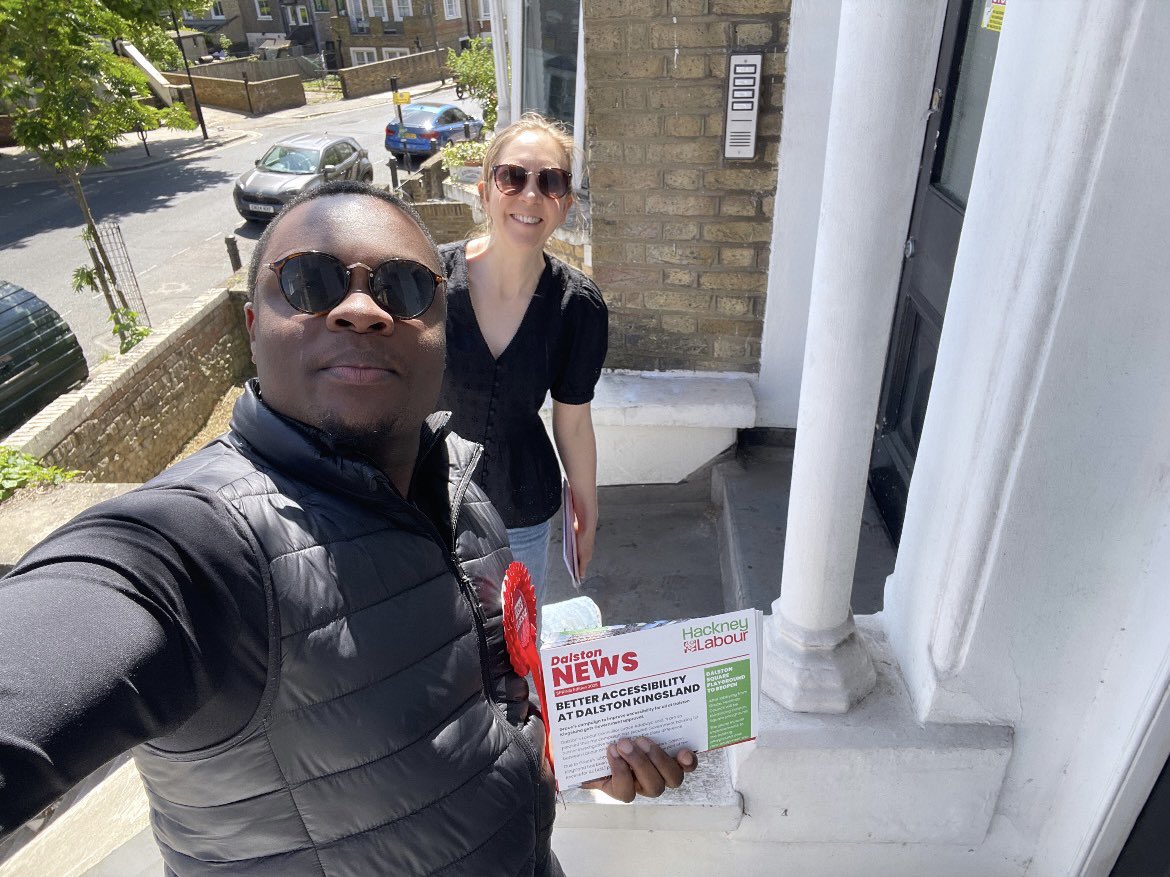 EmmanuelAk_'s tweet image. Wonderful day to be out on the doorstep in @LabourDalston Ward today, alongside @HackneyLabour colleagues. Some good casework and conversations addressing local issues expressed by Ward members.🌹 #Hackney
