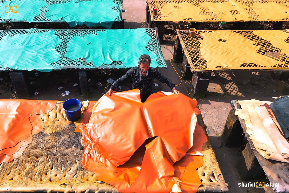 Shafiulalam_me's tweet image. Leather Processng

#leatherprocessing

#leathercraft

#tannerylife

#LeatherMaking

#HandmadeLeather

#leatherindustry

#vegetabletannedleather

#leatherproduction

#leathergoods

#sustainableleather
