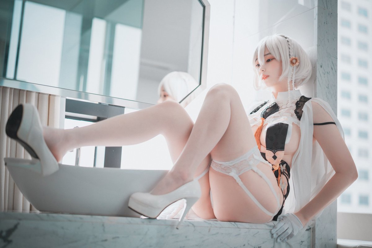 Sirius

#AzurLane #cosplay https://t.co/ds7lU38R7p
