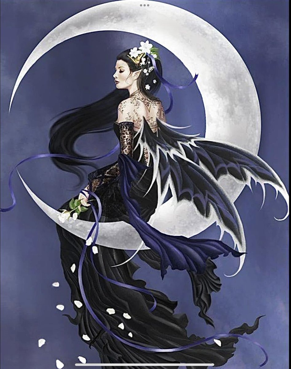 ScorpioLisaM's tweet image. On Saturdays we wear black. Magical art by Nene Thomas. #coloroftheday #SaturdayMagic #SaturdayVibes #WomensArt