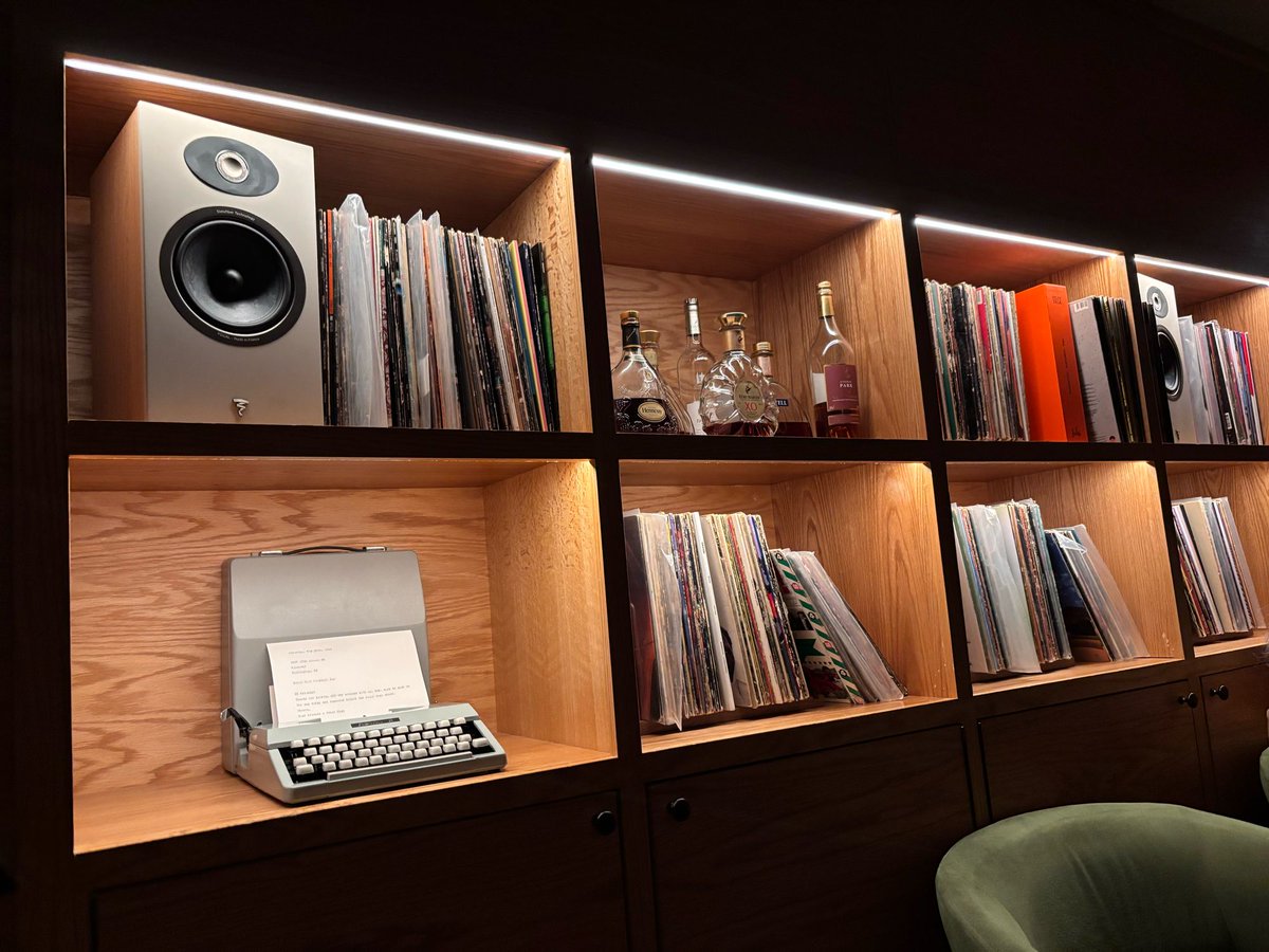 BarredinDC's tweet photo. Press Club in Dupont (on 19th above the circle) is fantastic. Opened in December, shares ownership with Bresca.

Great cocktails, vinyl record tunes, food, service. Tiny - 22 seats, reservations a good idea.

(Hosted/Comped, we covered tip) https://t.co/nW4kNEgejZ