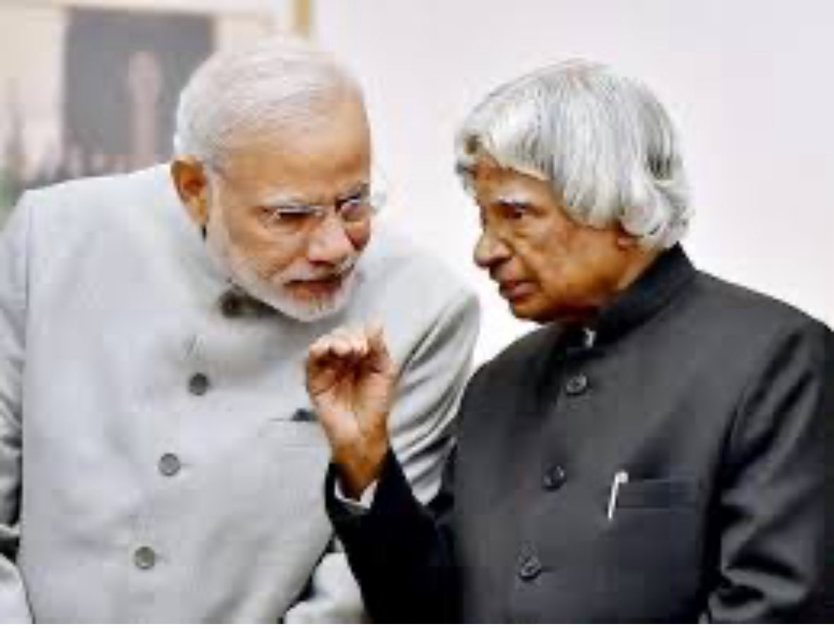 AcharyaGopalan's tweet photo. भारत रत्न डॉ. ए. पी. जे. अब्दुल कलाम का 30 वर्षों पुराना सपना हुआ साकार!

साल 1994 में भारत का आयात-निर्यात अनुपात था:
70% आयात, 30% निर्यात

साल 2024 में यही अनुपात पलट चुका है:
30% आयात, 70% निर्यात

यानी ठीक 30 वर्षों में भारत ने डॉ. कलाम का सपना हकीकत बना दिया। https://t.co/TdeEgnNKuf