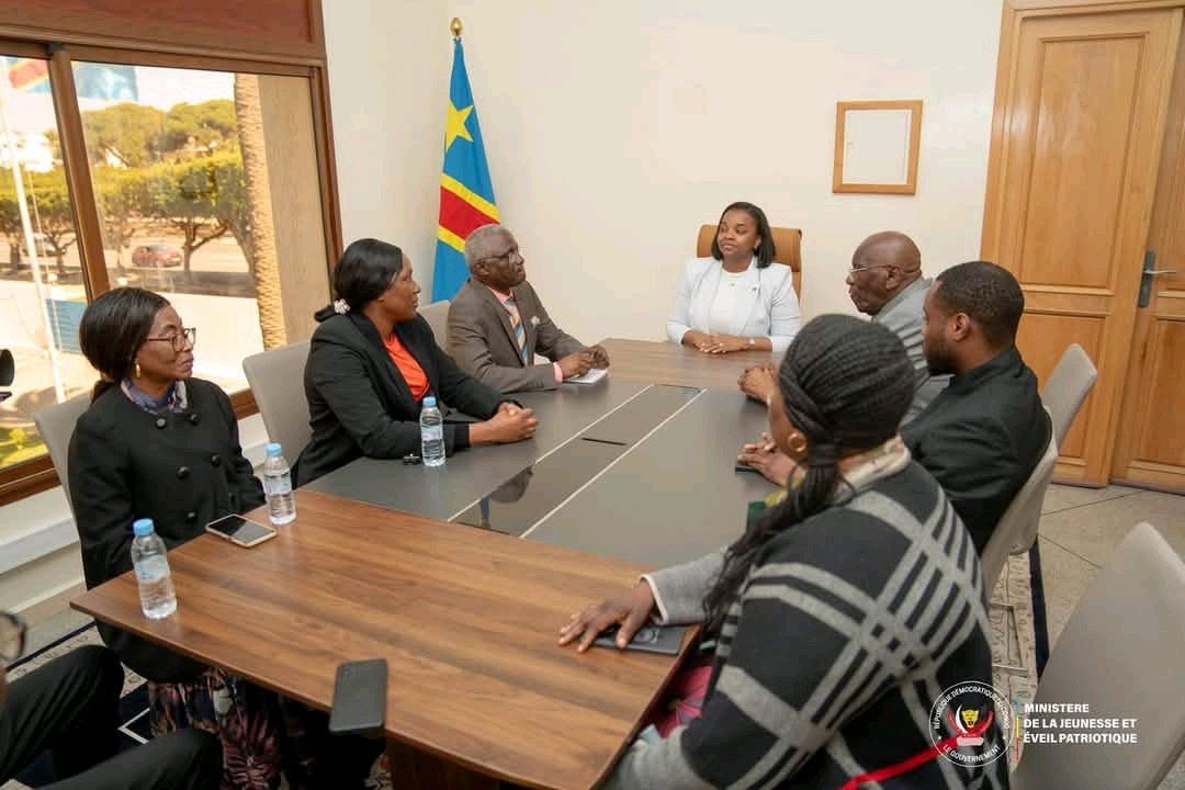 EzoMatadi21365's tweet photo. Arrivée à Rabat de S.E. @Ayeganagato_N1, Ministre de la Jeunesse et Éveil Patriotique, pour la 40e session de la #CONFEJES. Accueillie par l’Ambassadeur @HENRY MANGAYA, elle a salué l’engagement des diplomates, notamment des femmes. La RDC, fière d’une diplomatie inclusive ! https://t.co/R1omu0Iy4j