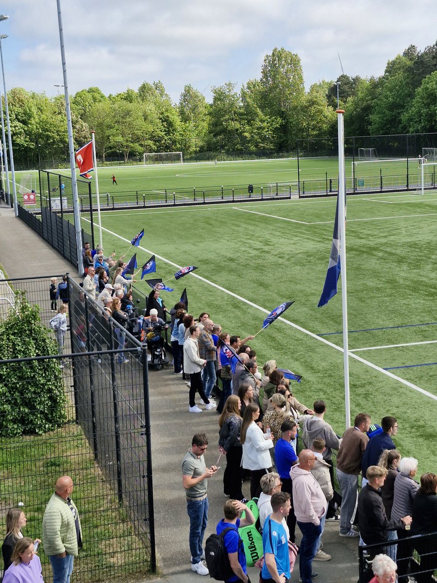 Hoekse Voetbal Club tweet media